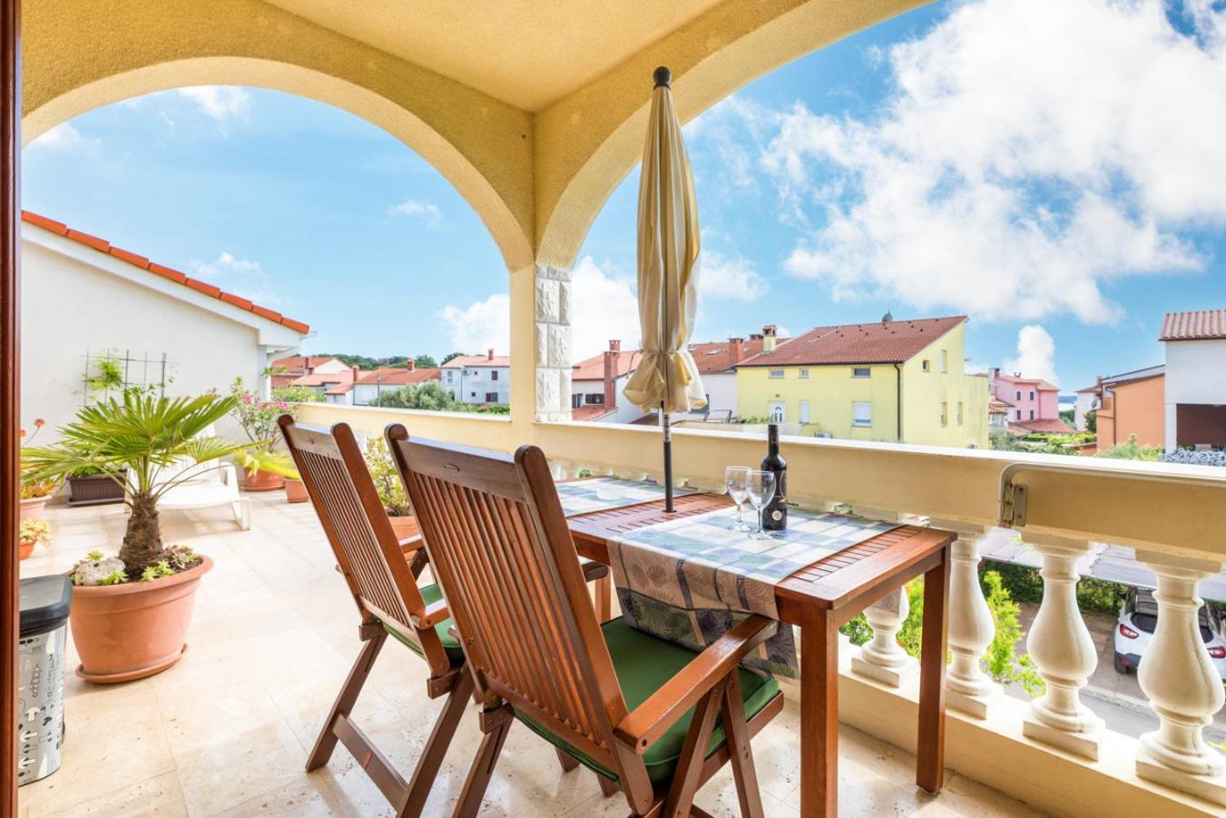 Villa Nada In Fazana - Near The Beach 외부 사진
