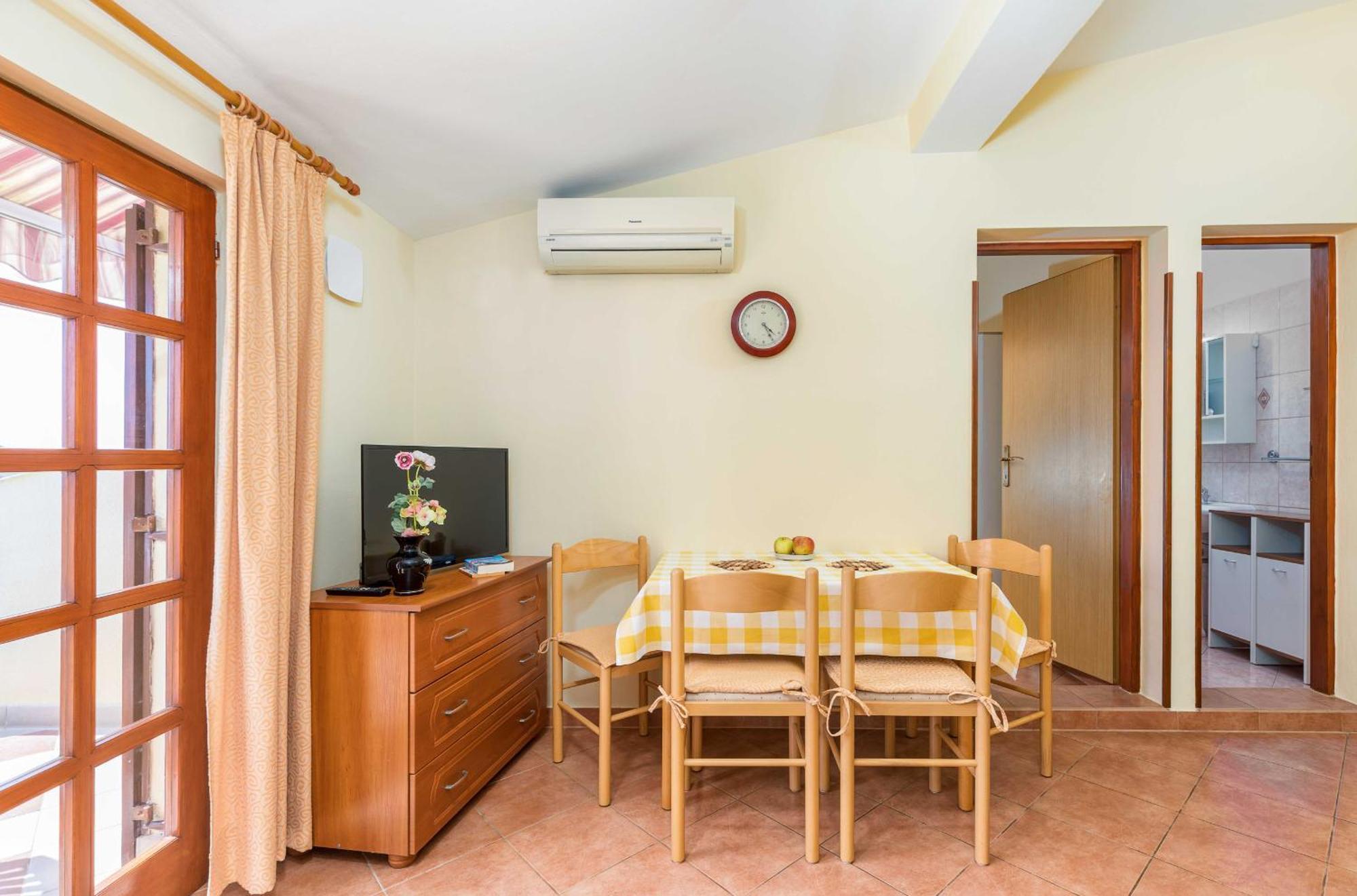 Villa Nada In Fazana - Near The Beach 외부 사진
